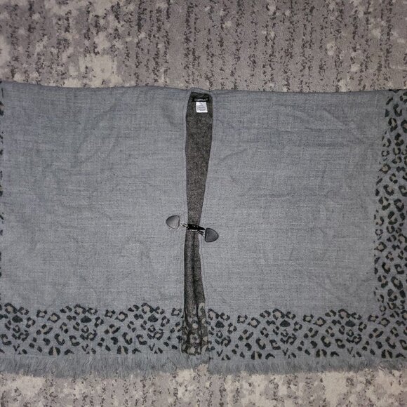 Ellen Tracy Gray Square Cut Sleeveless Overcoat Poncho One Size - Picture 3 of 7